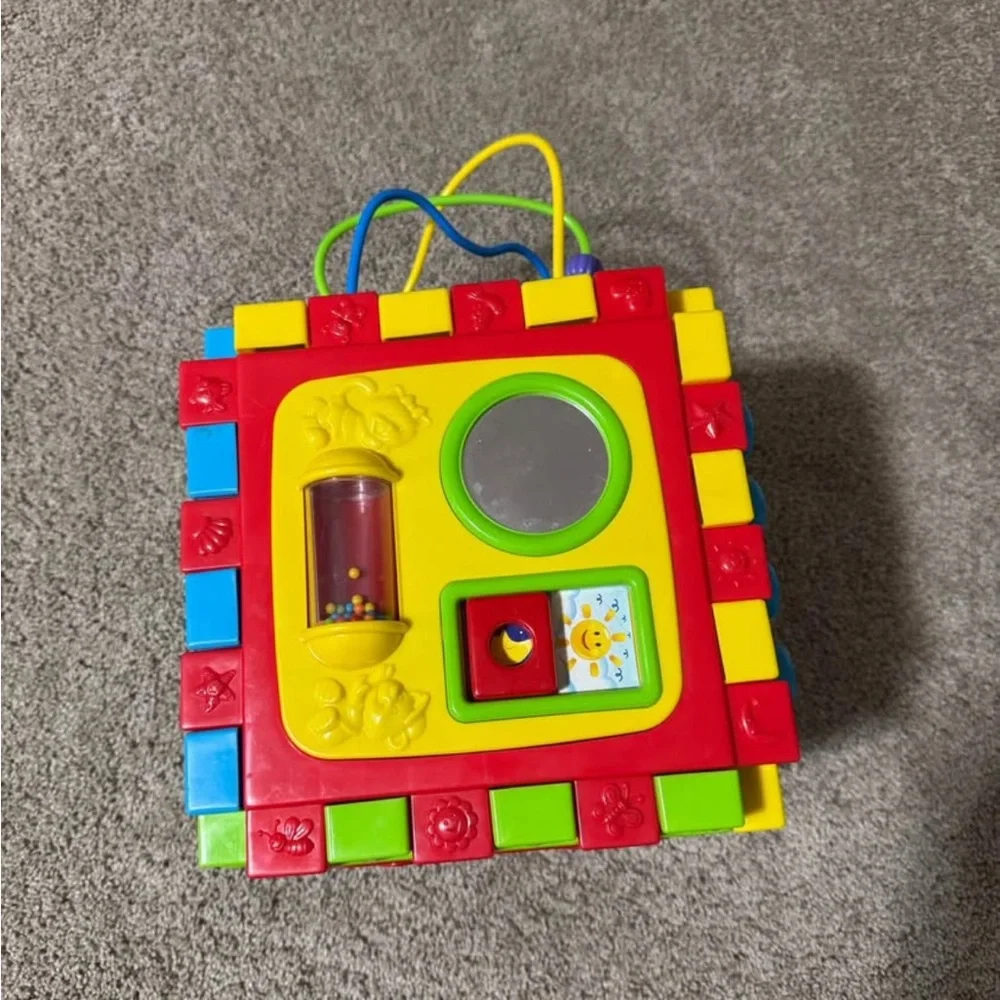 PlayGo Curious Mind Activity Toddler Cube Playmat